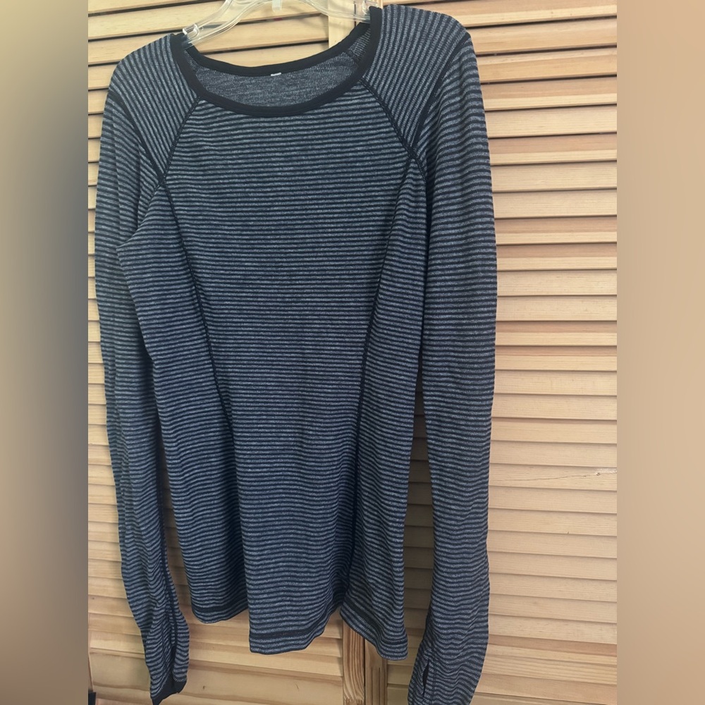 Lululemon Active Wear Long Sleeve Sz 8